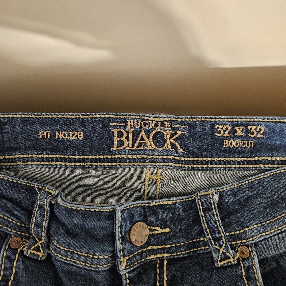 Womans blue jeans